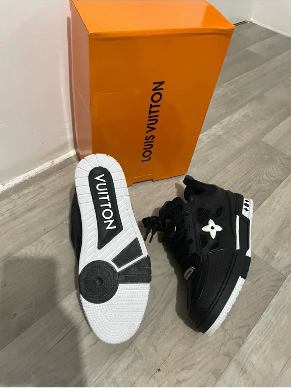 Designer shoes - Picture 4 of 5